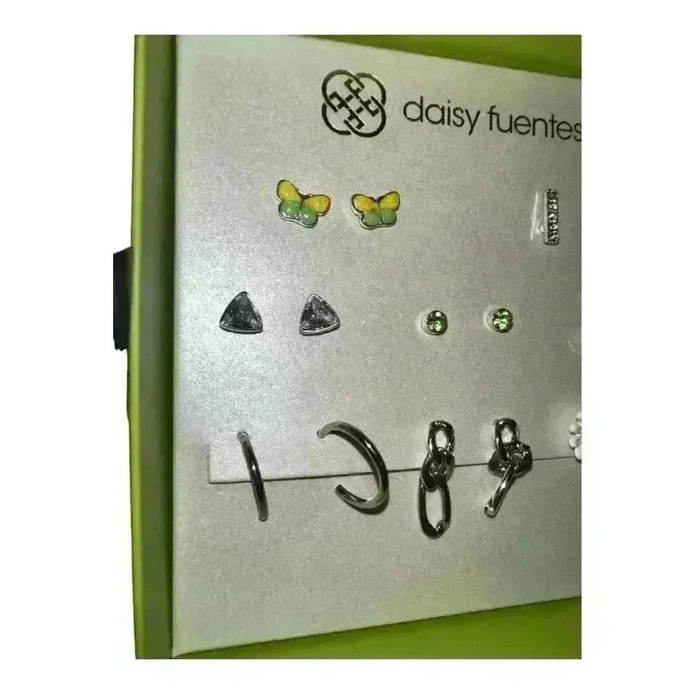 Daisy Fuentes Silver Tone‎ Box Earring Set - Picture 2 of 4